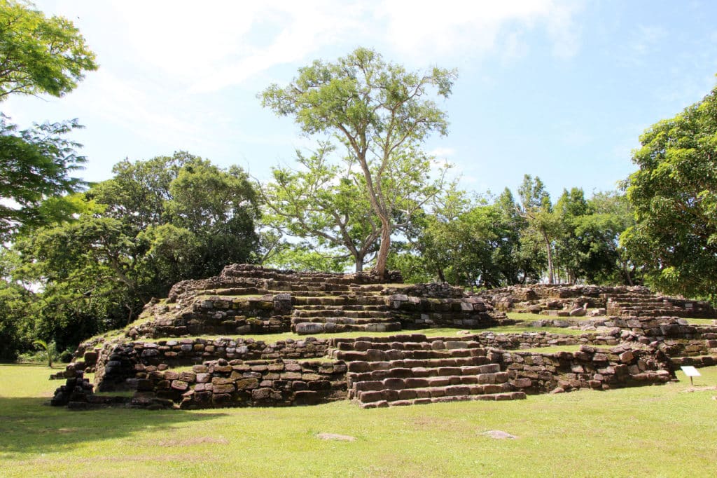 Vue sur le site d'Iglesia Vieja au Chiapas